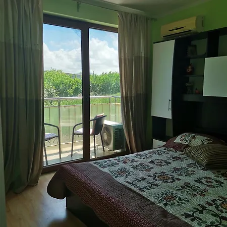 Lalov Egrek - Kt Family 4 Apartment